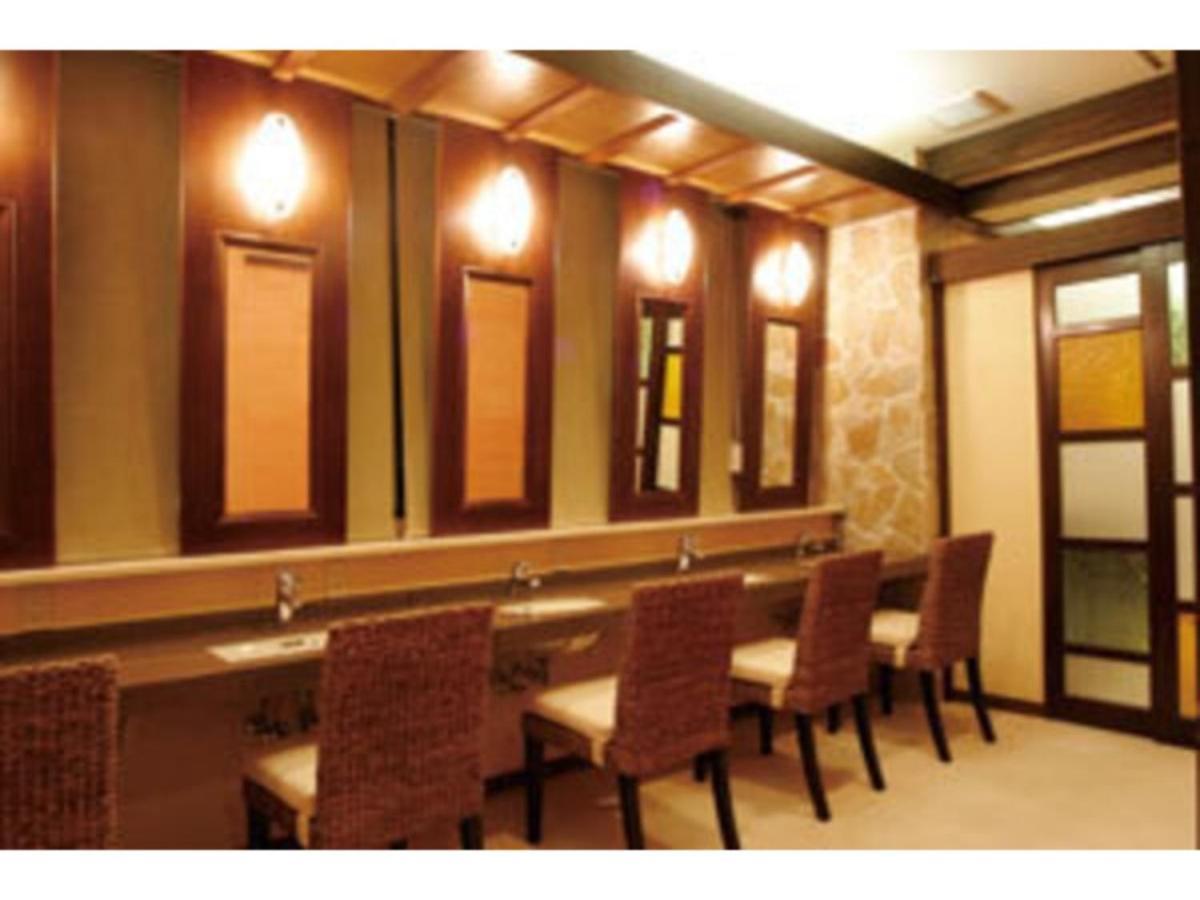 Miyakonojo Sun Plaza Hotel Exterior photo